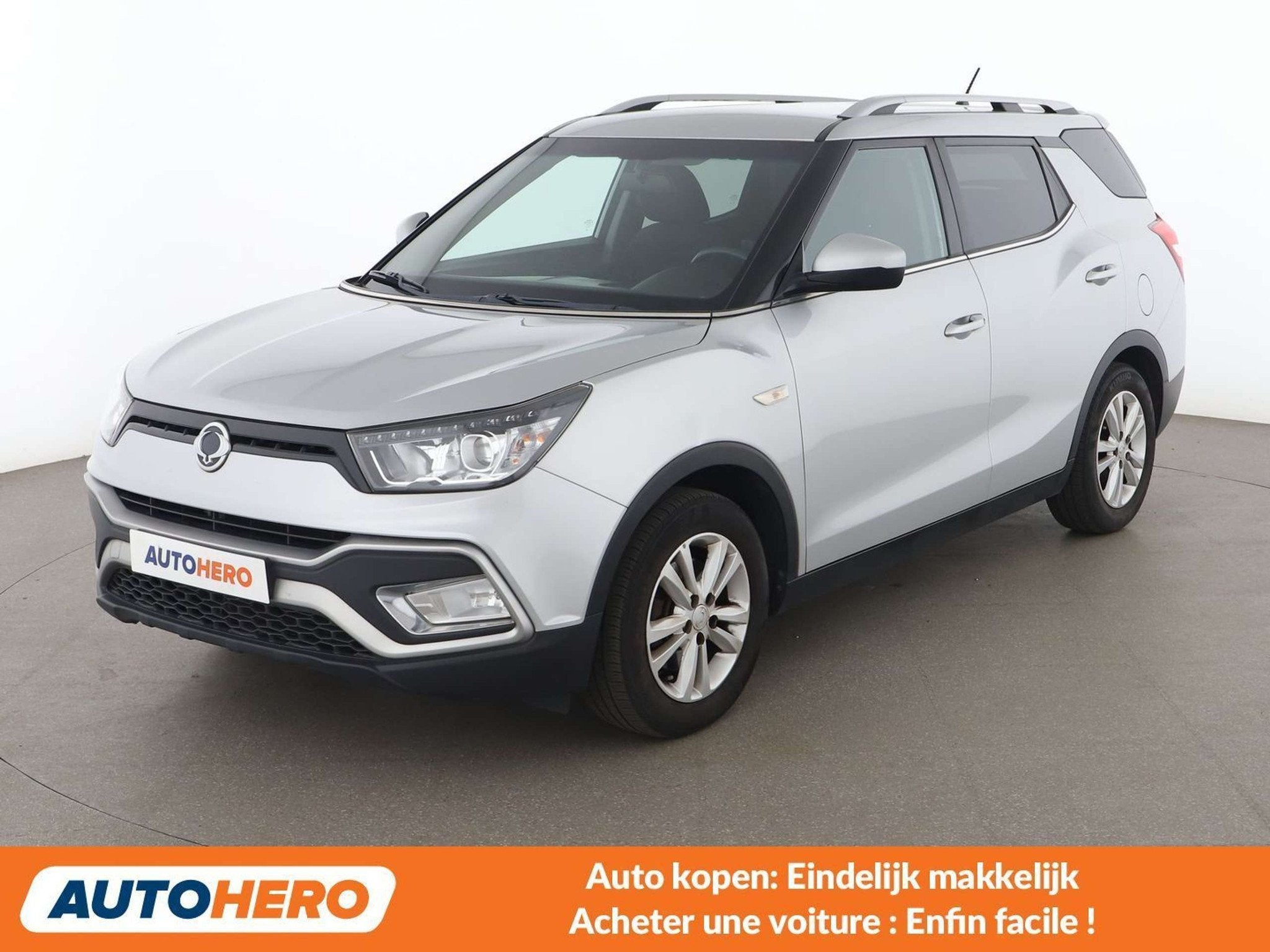 SsangYong XLV 1.6 Be 4x2 (bj 2018), Auto's, Gebruikt, Zwart, 128 pk, XLV