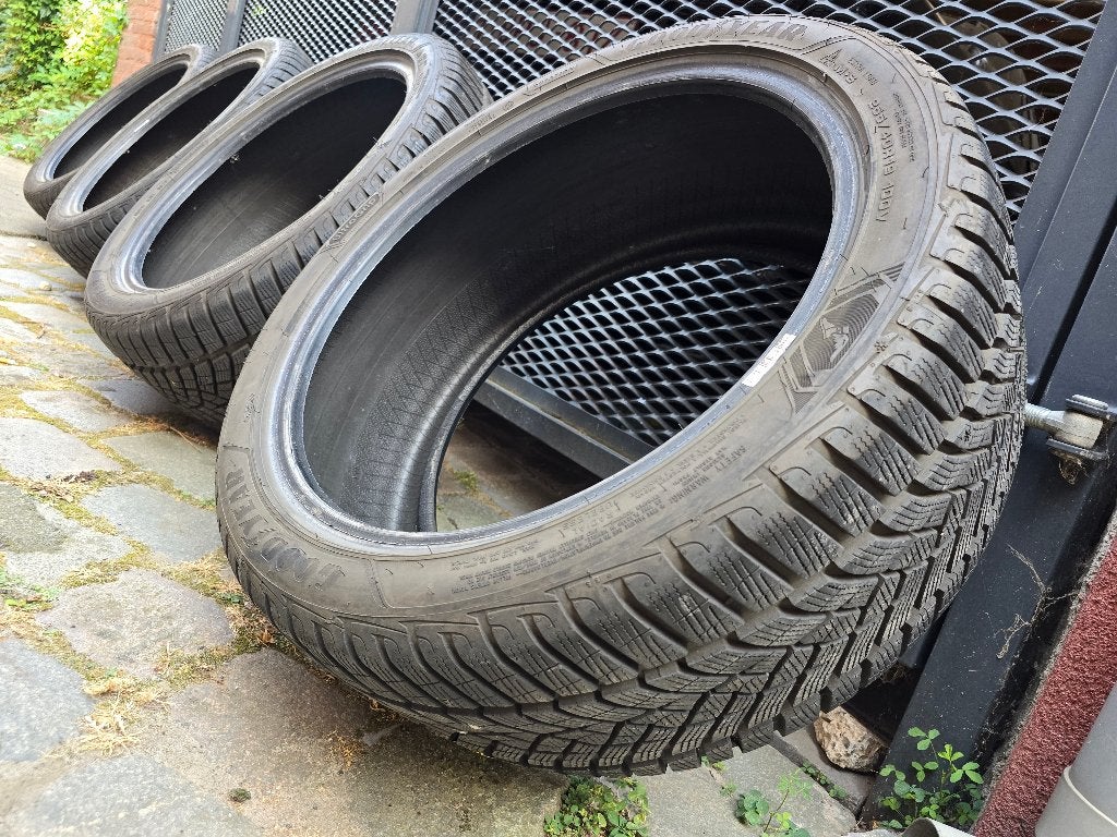 4 zeer goede GOODYEAR banden 255 40 r19 100V, Gebruikt, 255 mm, Winterbanden, Band(en)