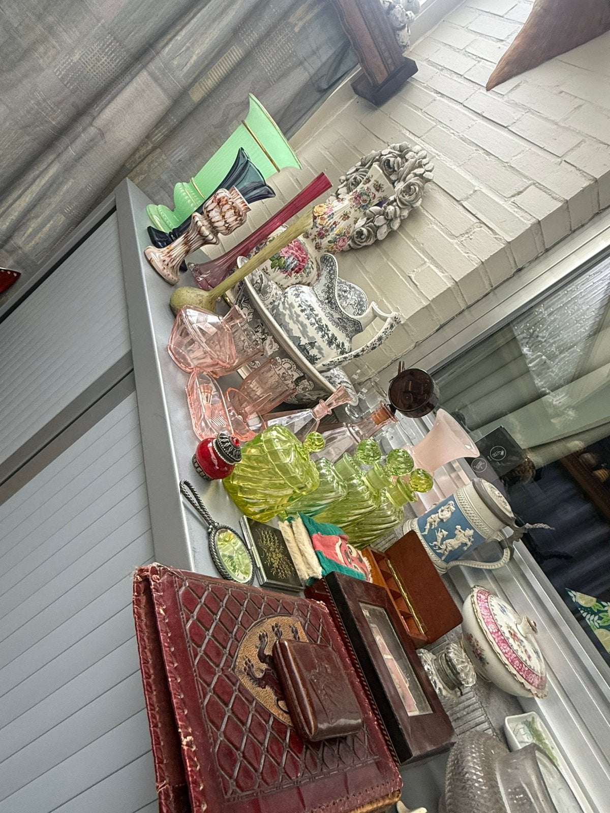 Lot van verschillende items, Ophalen