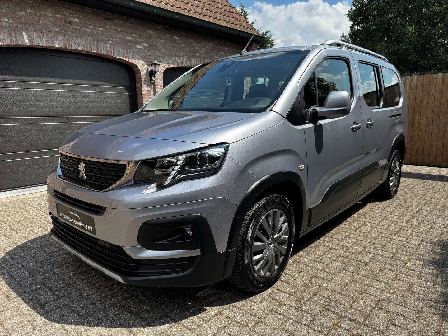 Peugeot Rifter | MINDERVALIDEN | ROLSTOEL | SCOOTER | 5 PLAA, Argent ou Gris, Achat, Euro 6, Entreprise