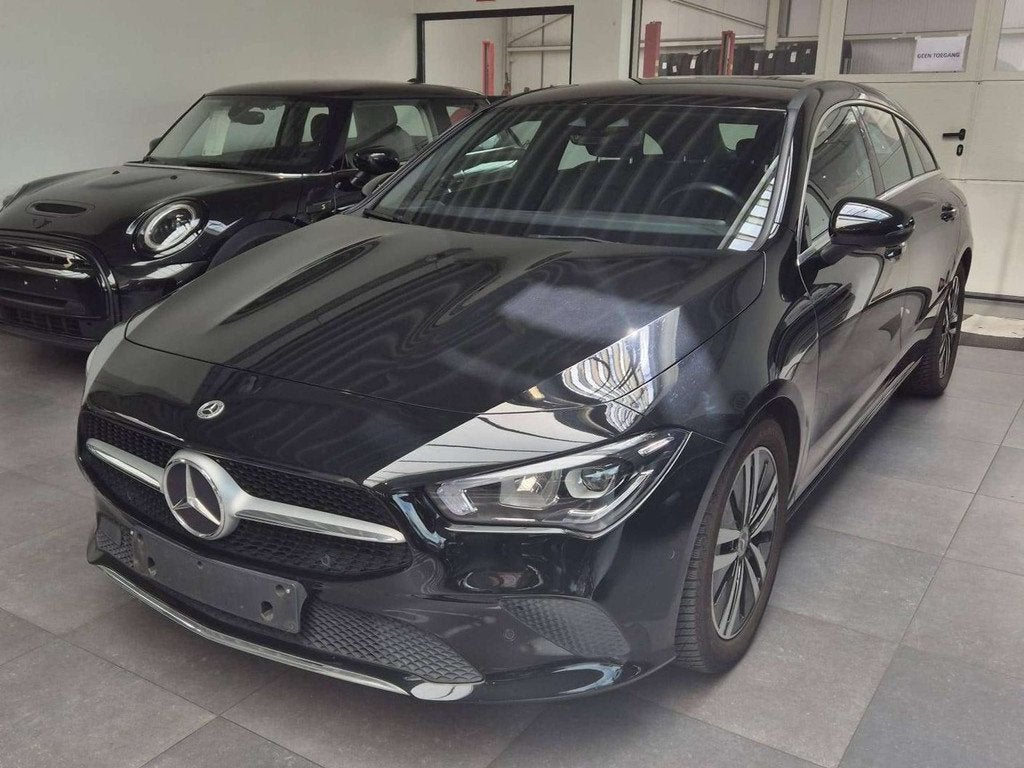 Mercedes-Benz CLA 180 CLA 180 Urban-/Progressive-pakket, Automaat, Gebruikt, 4 cilinders, Zwart