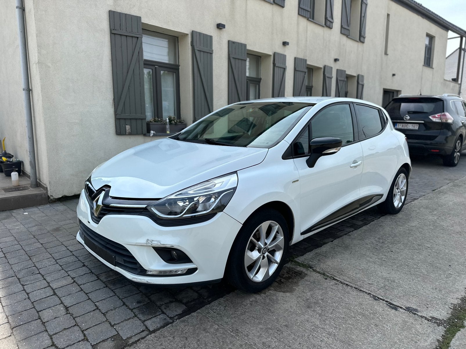 Renault Clio 4 essence 2016, Autos, Bluetooth, Achat, Euro 6, Noir