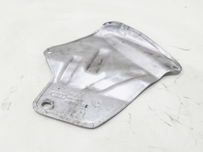 Plaque de protection divers d'un Audi A6, -, 3 mois de garantie, Audi, Utilisé