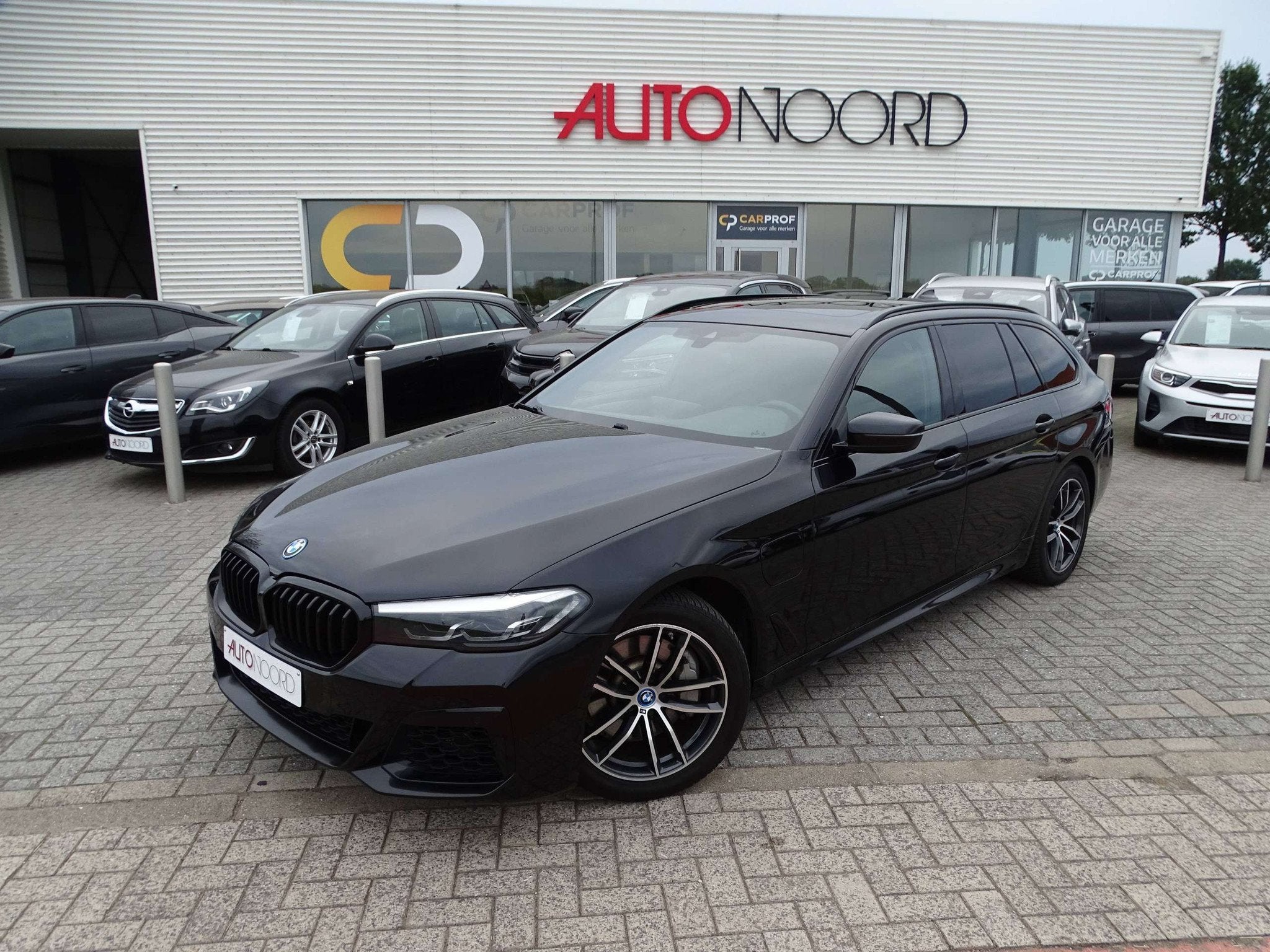BMW 5 Serie 520 Touring 520eA PHEV M-PACK (bj 2022), Auto's, BMW, Automaat, 1998 cc, Gebruikt, 4 cilinders
