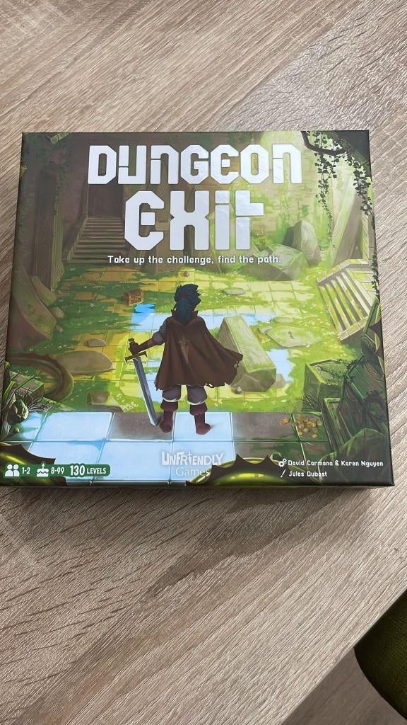 Dugeon exit, Hobby en Vrije tijd, Gezelschapsspellen | Bordspellen, Gebruikt, Een of twee spelers, Ophalen of Verzenden