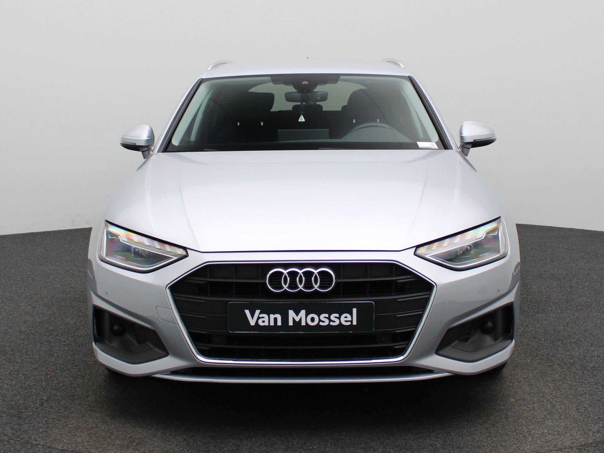 Audi A4 Avant 2.0 30 TDi S tronic Attraction, Autos, 100 kW, Argent ou Gris, Entreprise, A4