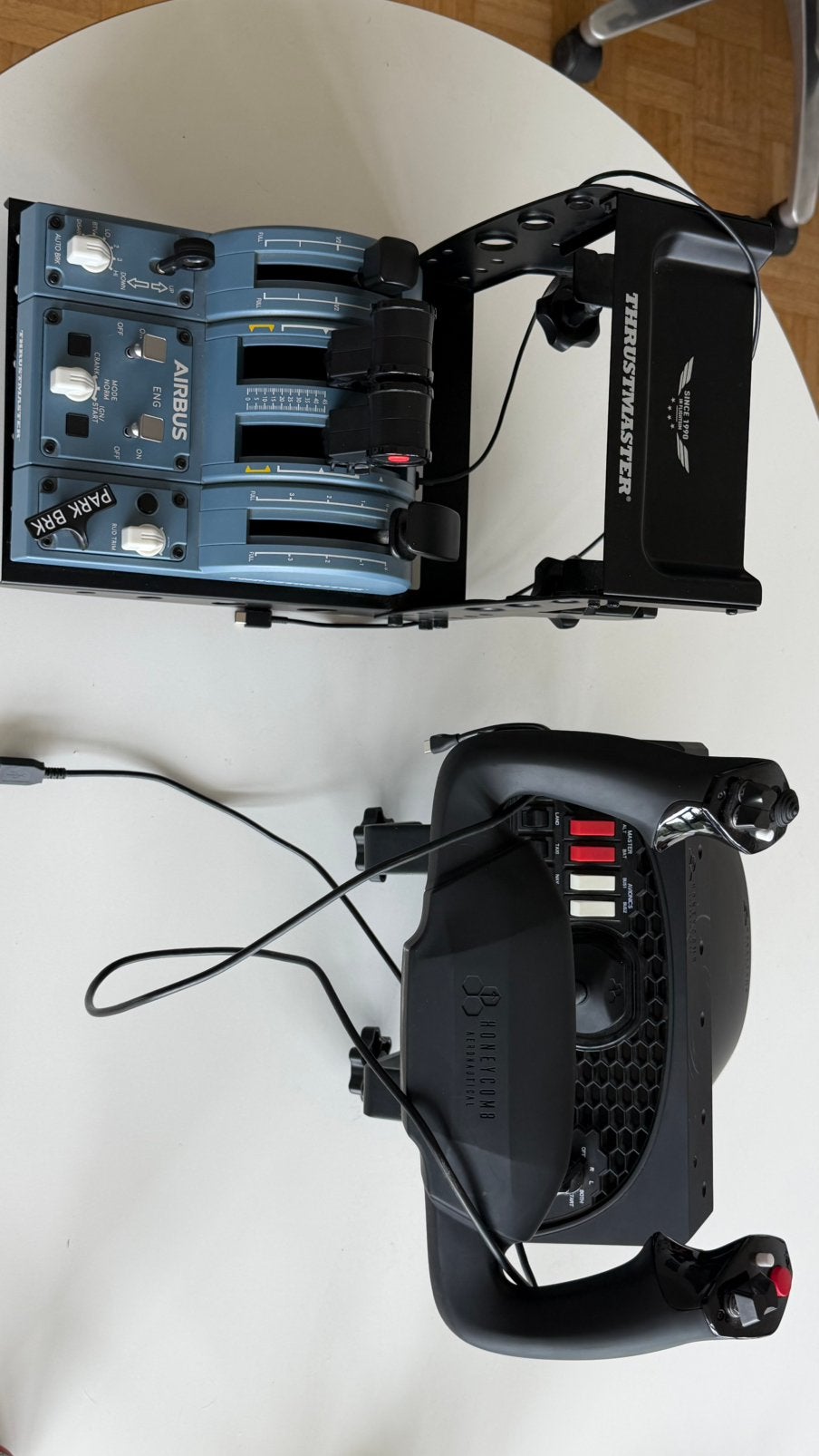 Honeycomb Alpha Yoke + Thrustmaster TCA quadrant Airbus, Enlèvement, Utilisé
