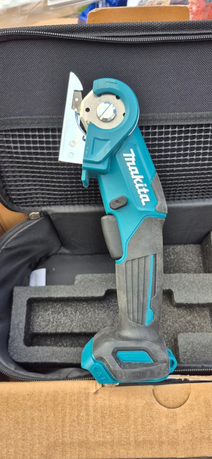 cisaille universelle Makita CP100D Makita CP100D, Bricolage & Construction, Enlèvement