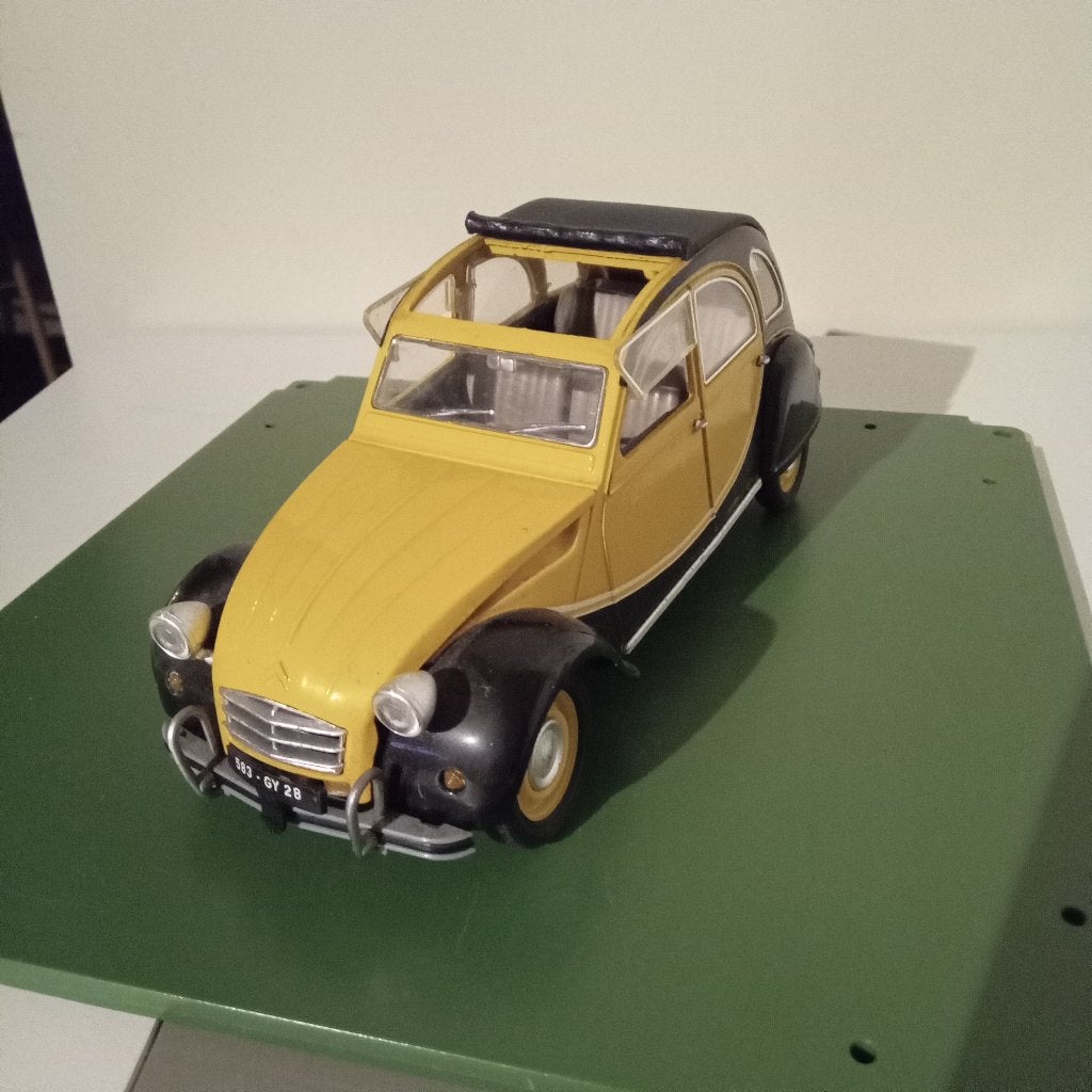 SOLIDO CITROEN 2 CV---1/18, Envoi, Solido