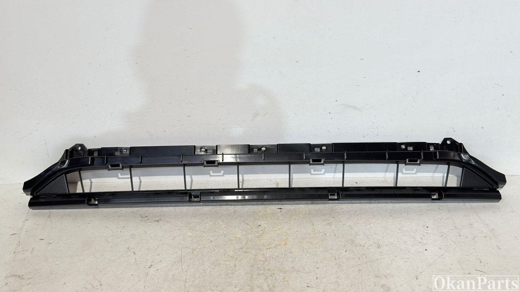 Audi Q5 80A onder Grille 80A807647B, Info@fabrikant.eu, Fabrikant BV, Gebruikt, Fabrikantstraat 1
1000 AA  Amsterdam, NL