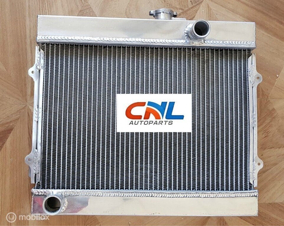 Radiateur TOYOTA COROLLA KE30 KE38 KE55 KE70 1974-1985, Autos : Pièces & Accessoires, Neuf, Enlèvement ou Envoi