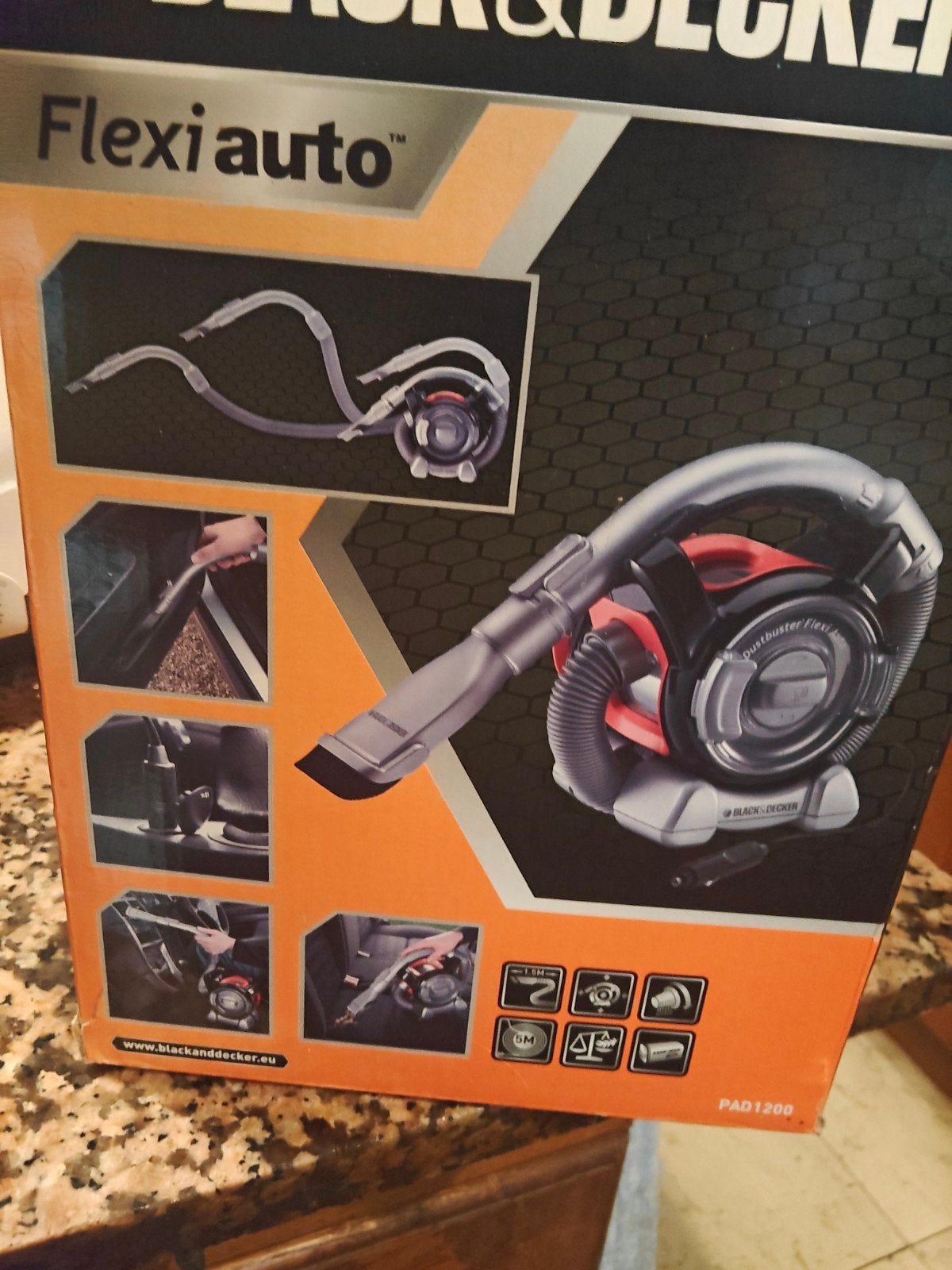 Black & Decker Dustbuster flexi auto, Ophalen