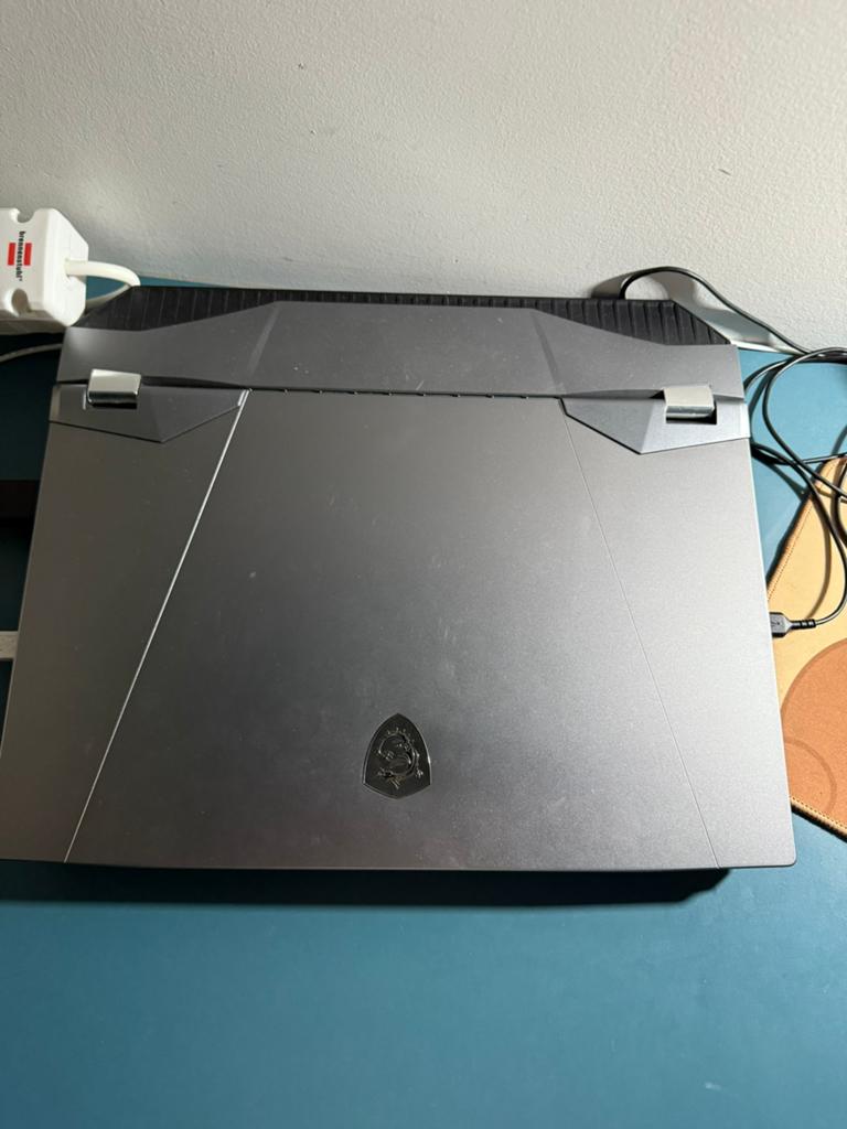 Msi titan dt95, Computers en Software, Windows Laptops, Ophalen of Verzenden, Zo goed als nieuw, Gaming