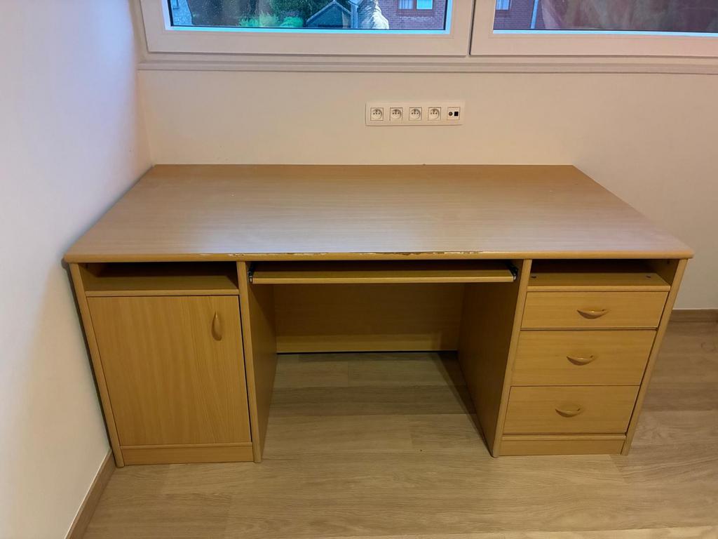 Bureau, Ophalen, 160 cm, Spaanplaat of MDF, Schoolbureau