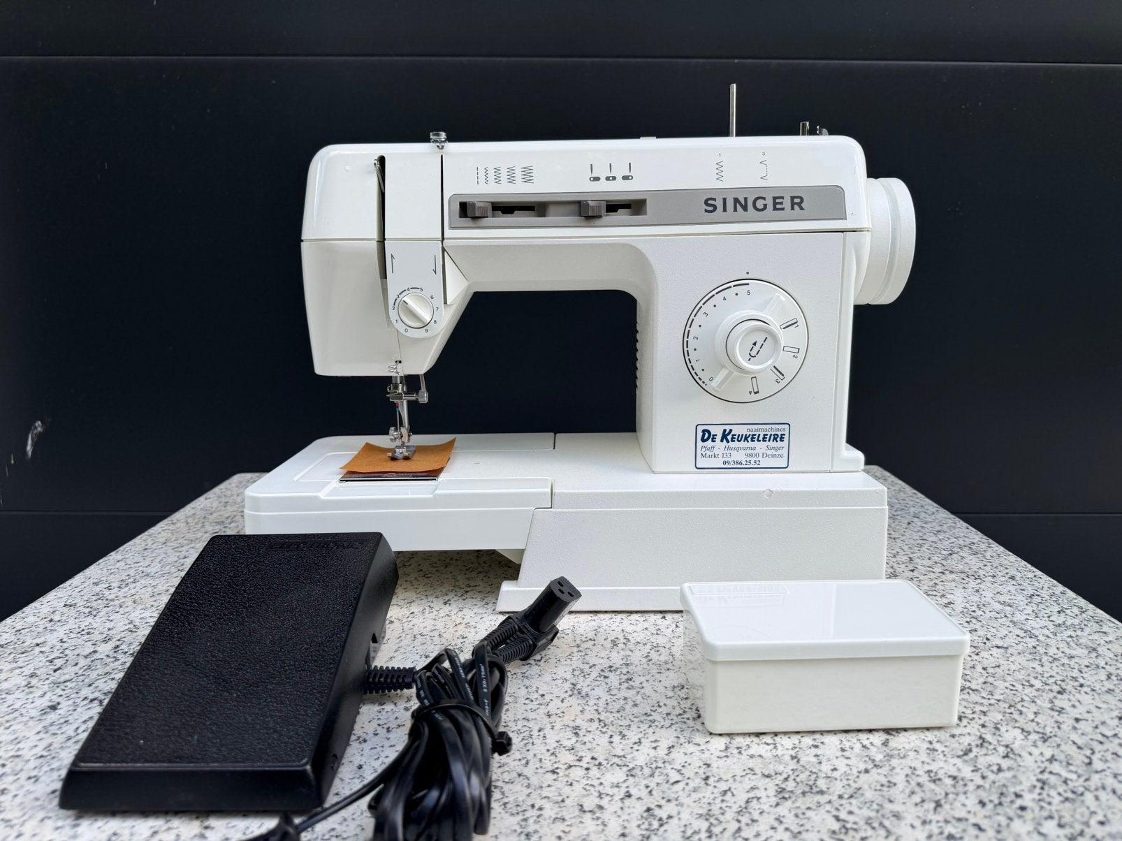 Singer naaimachine, Hobby & Loisirs créatifs, Machines à coudre & Accessoires, Comme neuf, Machine à coudre, Singer, Enlèvement