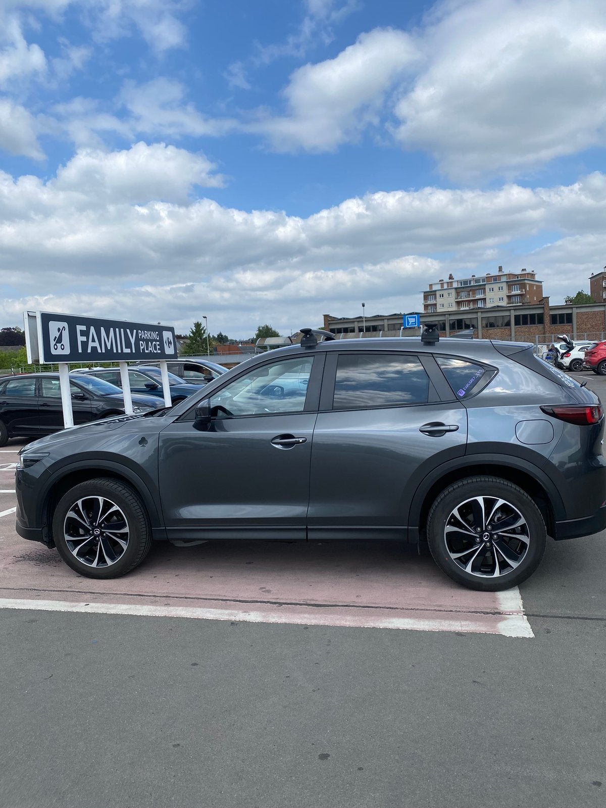 Jante mazda cx5 2024, Autos : Pièces & Accessoires, Pneus & Jantes, Pneu(s), Enlèvement