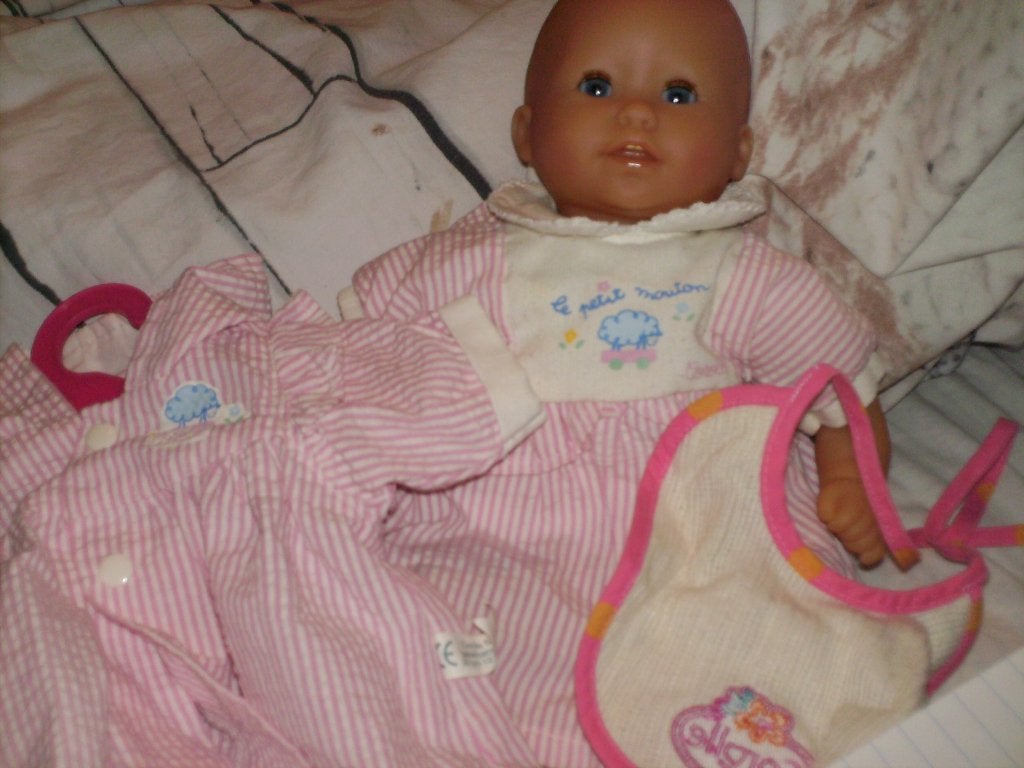 a vendre jouet poupée, Ophalen of Verzenden, Zo goed als nieuw, Babypop