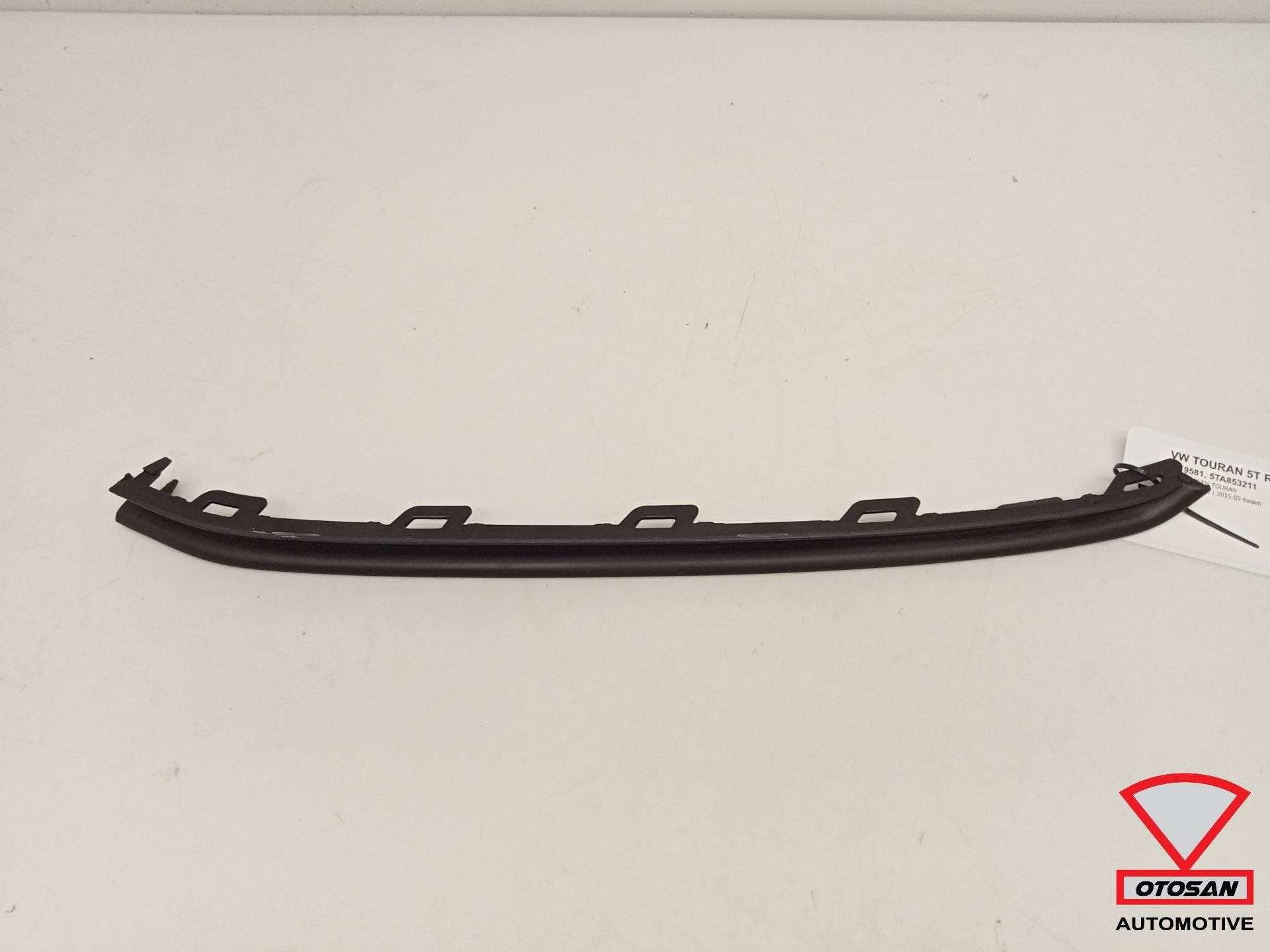 VW Touran 5T 5TA Rooster Voorbumper Links Nieuw 5TA853211, Auto-onderdelen, Gebruikt, Volkswagen, Volkswagen AG, Links