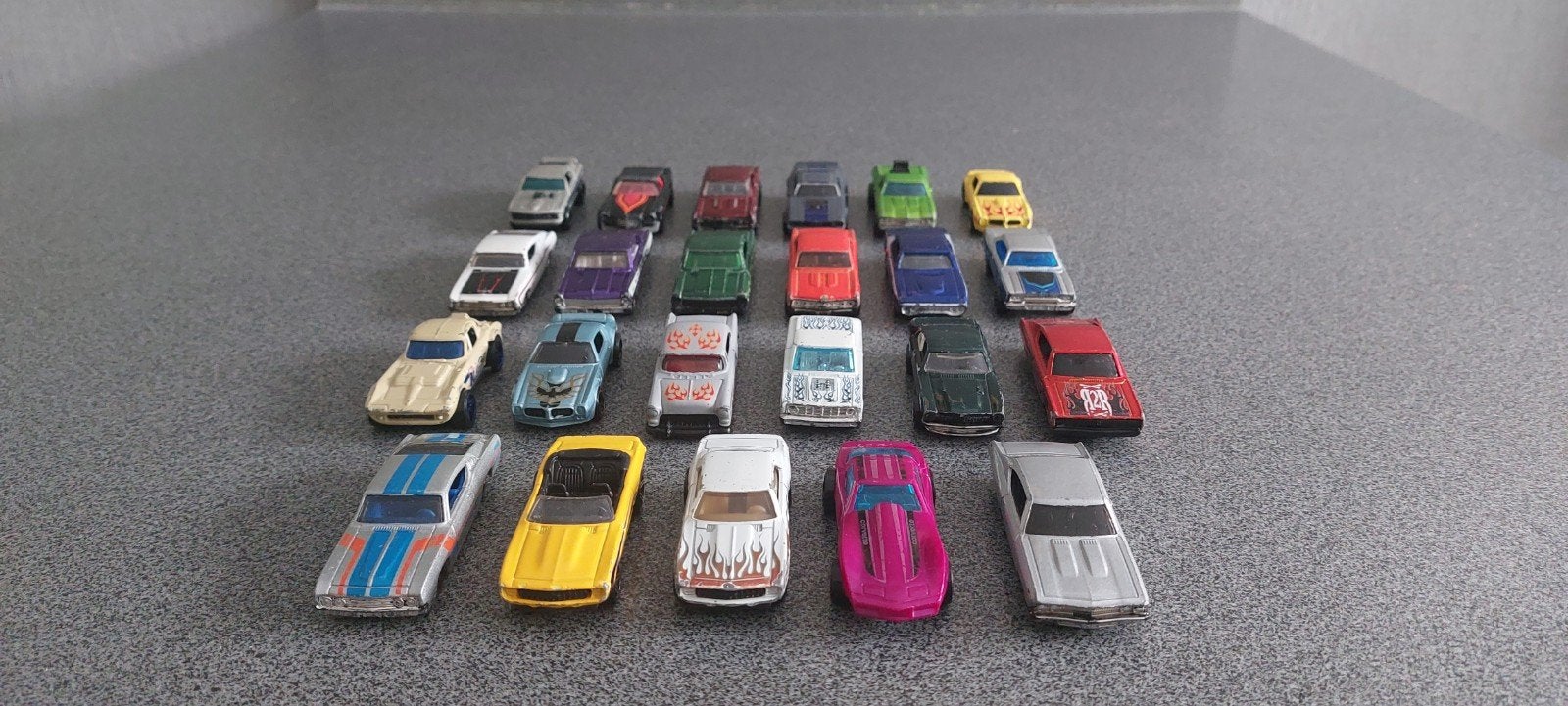 hotwheels classic Muscle cars, Ophalen of Verzenden, Gebruikt, 1:5 t/m 1:8, Auto