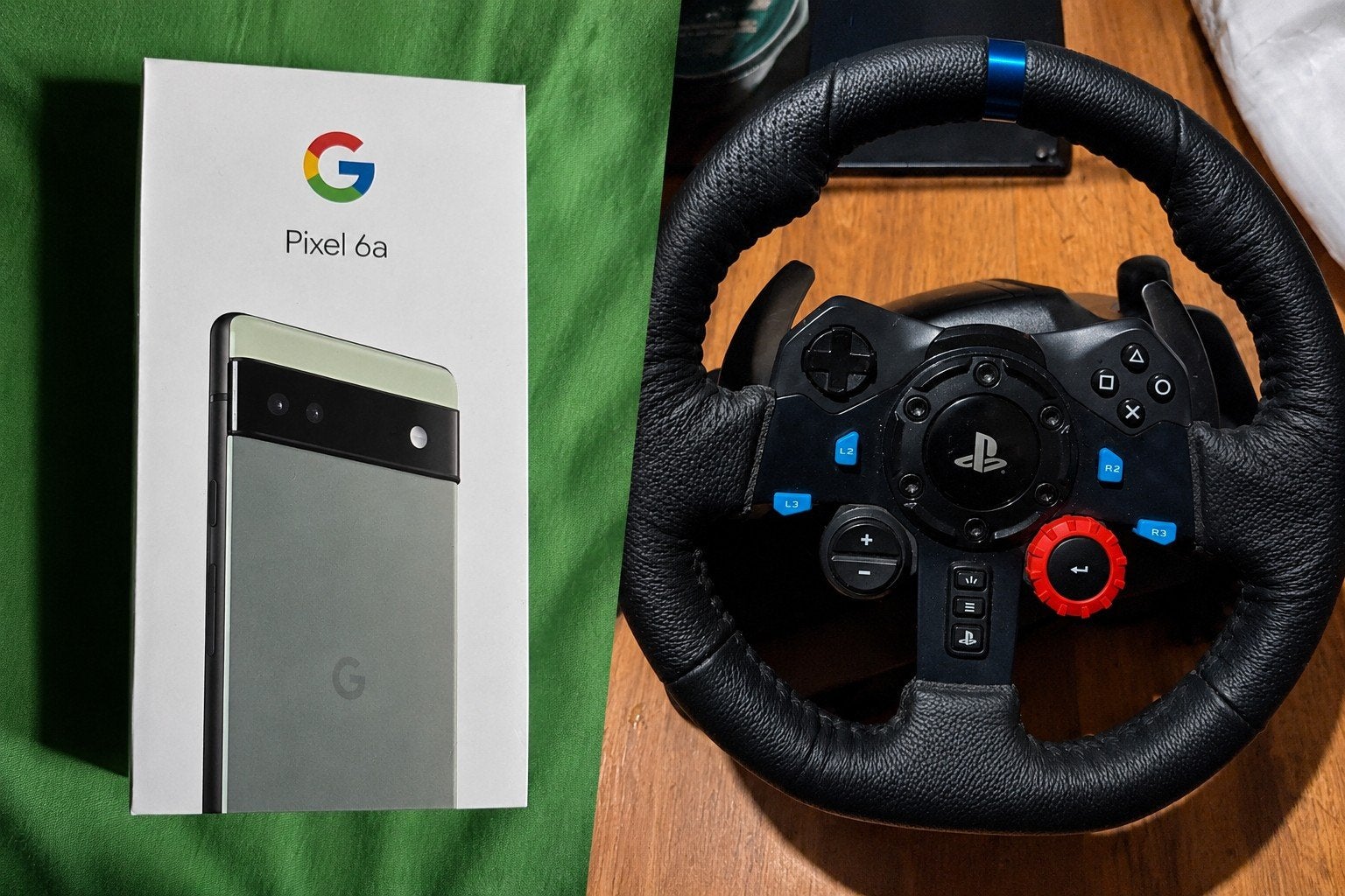 Logitech G29 + Google Pixel 6a 128 Go pour échange, Enlèvement, Reconditionné, Volant ou Pédales