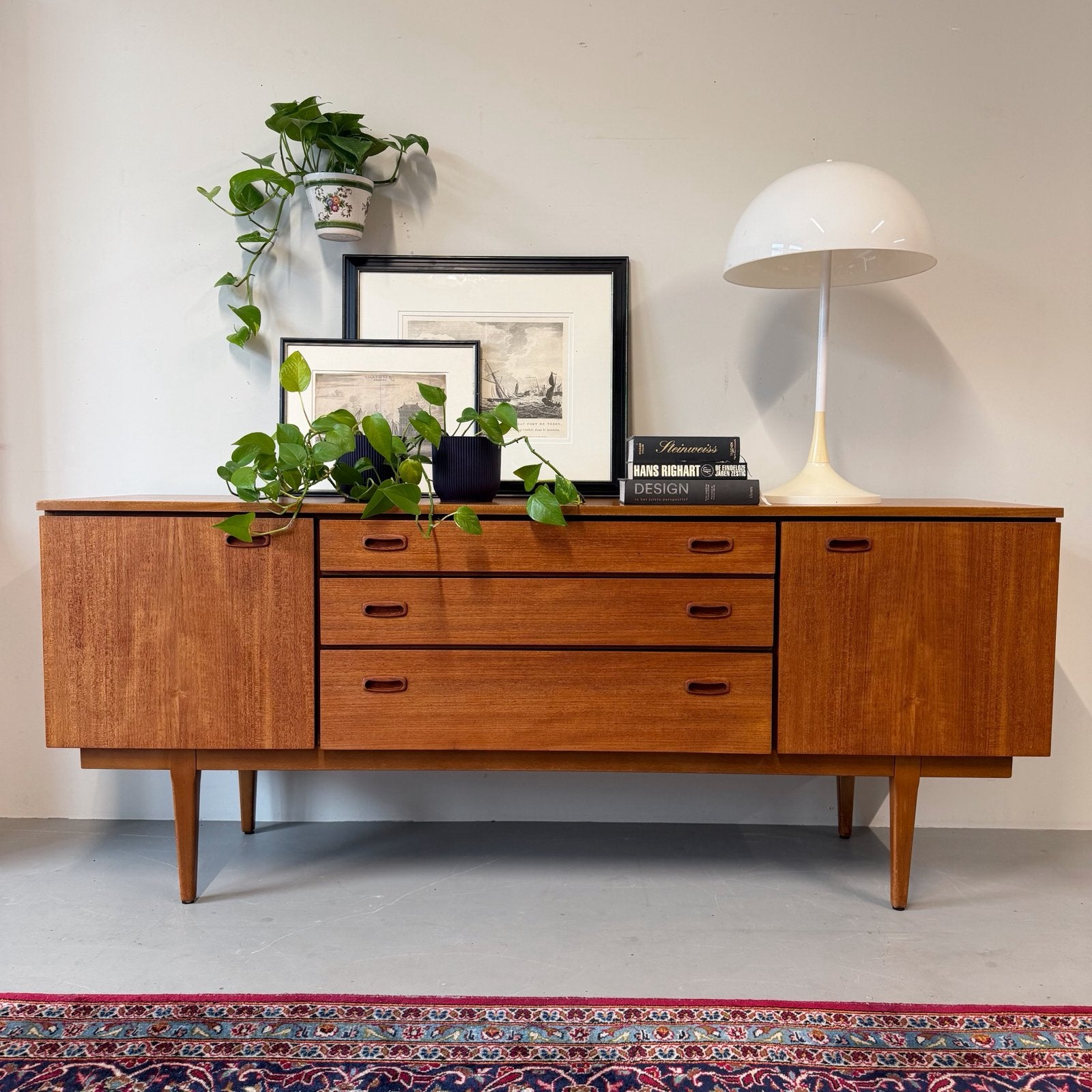 Vintage dressoir, sideboard •Nathan furniture•, Huis en Inrichting, Gebruikt, 150 tot 200 cm, Ophalen of Verzenden, Minder dan 100 cm