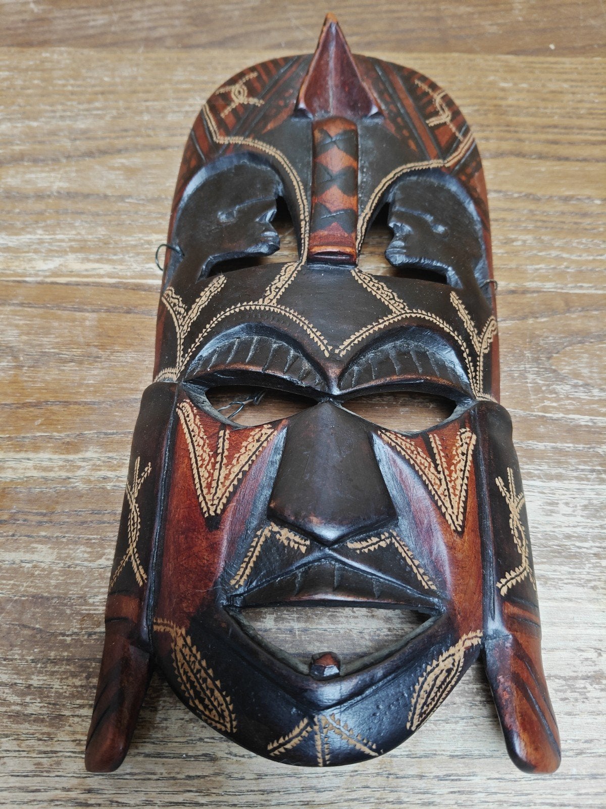 Jambo Kenya wandmasker, Bruin, Afrika, Geschilderd, Houtsnijwerk