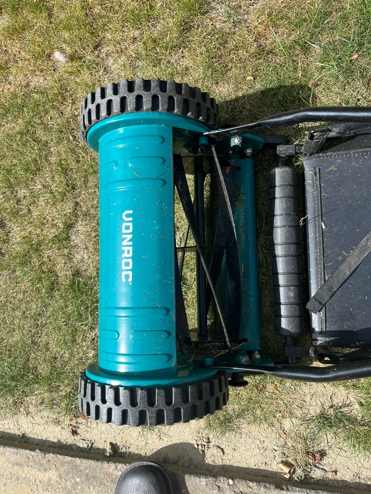 Vonroc grasmaaier, Ophalen, Zo goed als nieuw