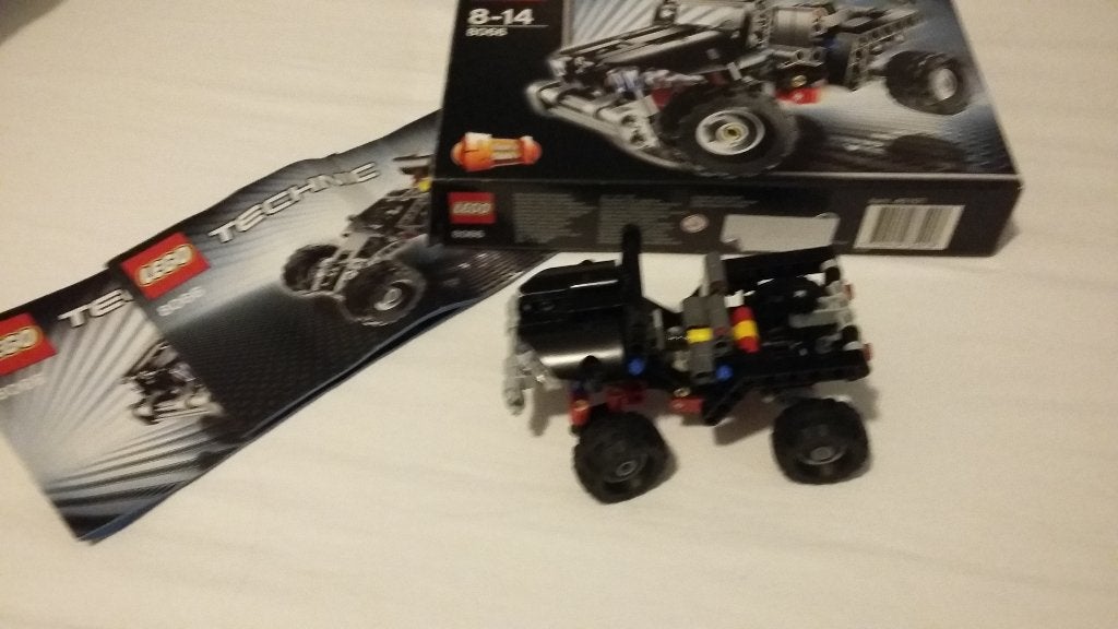 lego technic 8066 en 8068, Kinderen en Baby's, Speelgoed | Duplo en Lego, Lego, Ophalen of Verzenden, Zo goed als nieuw, Complete set