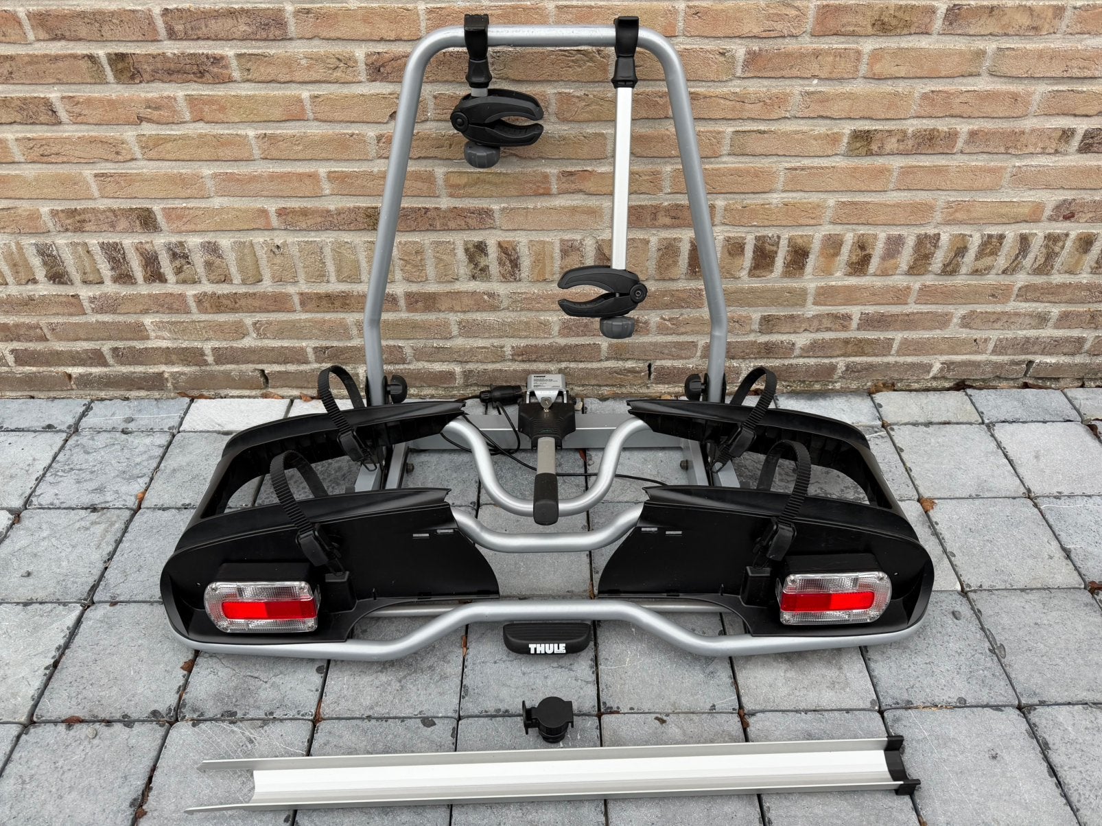 Thule fietsendrager europower 916 met oprijgoot(elect fiets), Ophalen, Nieuw, Brede banden, 2 fietsen