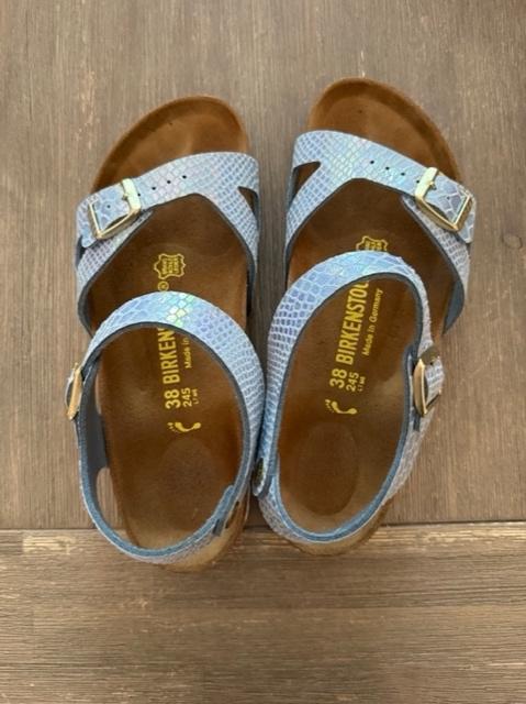 Birkenstock sandalen Rio python blue maat 38 ZGAN, Blauw, Zo goed als nieuw, Birkenstock, Sandalen of Muiltjes