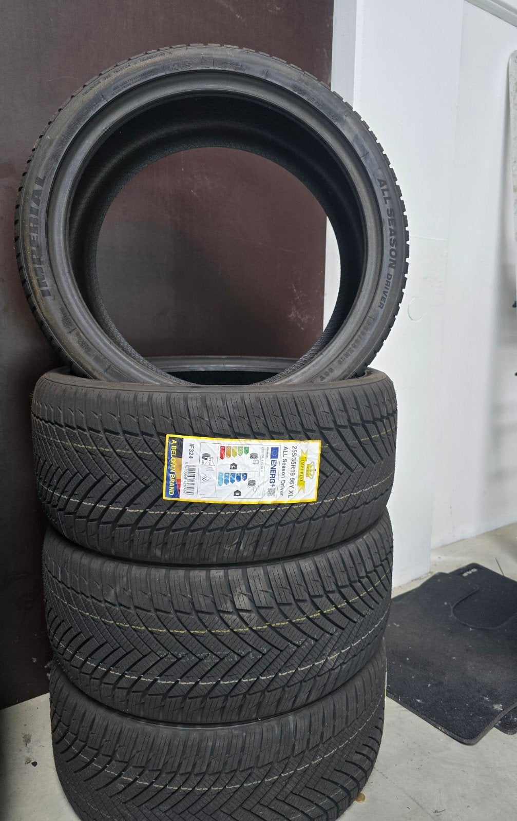 ​4x Nieuwe Imperial All Season Driver Banden - 255/35 R19 96, Autos : Pièces & Accessoires, Neuf, 4 Saisons, Pneu(s), 19 pouces