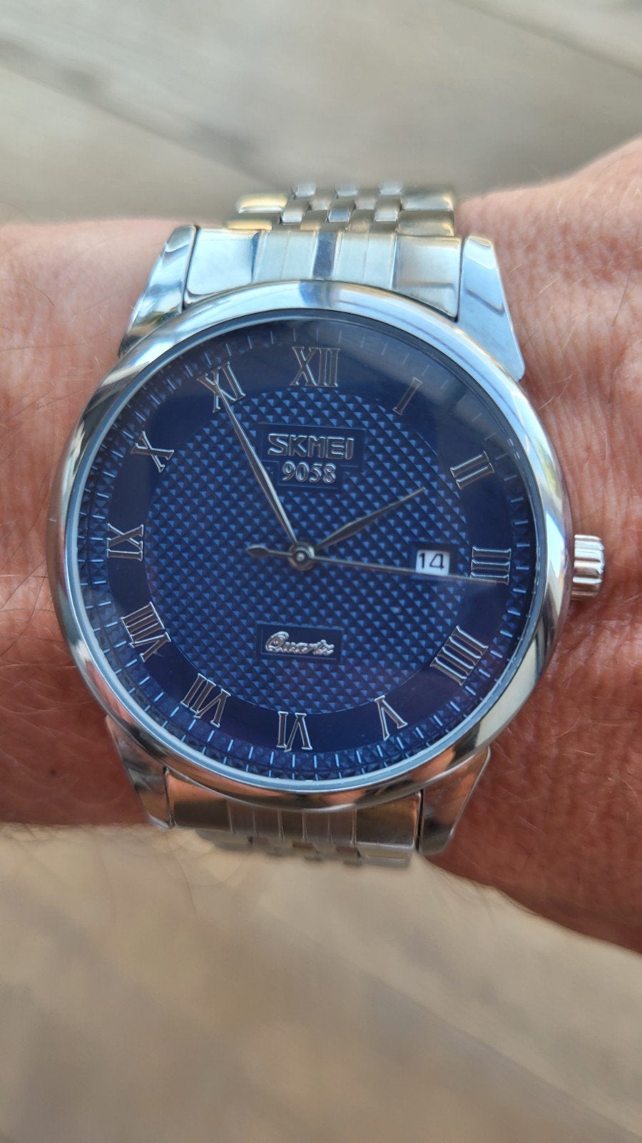 herenhorloge SKMEI, Ophalen