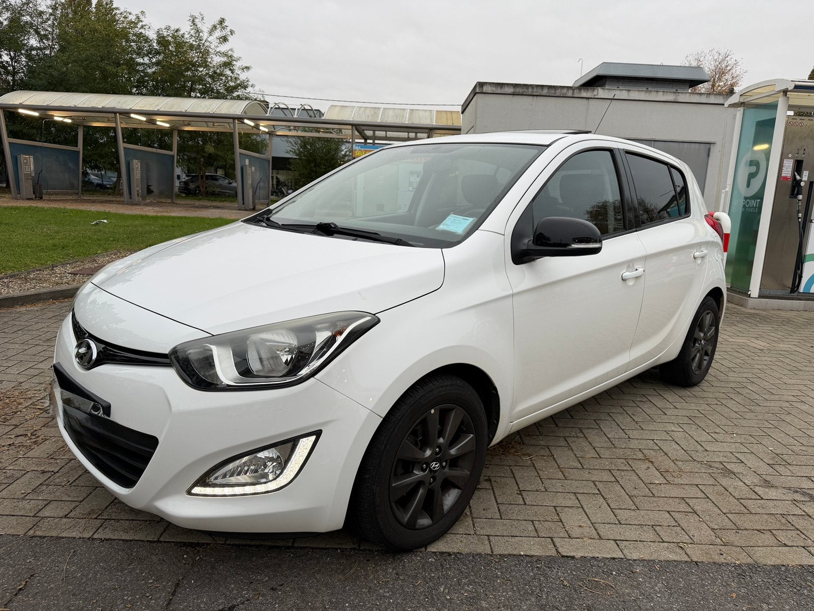 HYUNDAI i20 1.3 BENZINE – 2014, Auto's, Euro 6, 4 cilinders, https://public.car-pass.be/vhr/2f51f83e-bc82-4d24-b66f-637ba8c87f03
