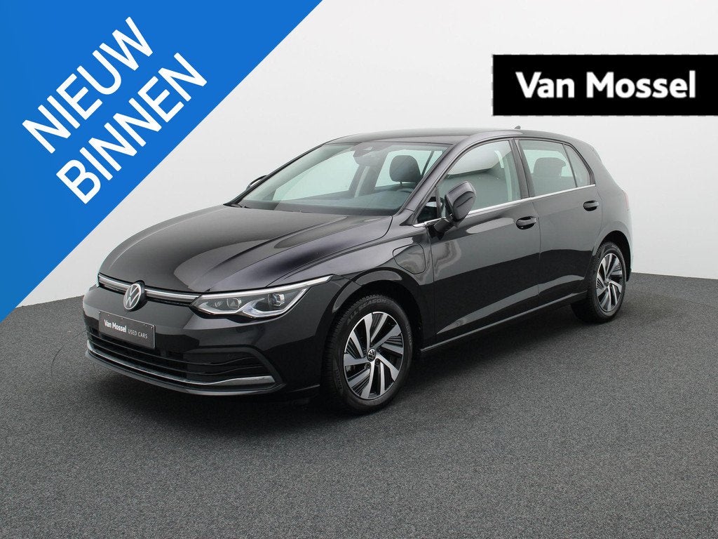 Volkswagen Golf 1.4 eHybrid Style Business DSG CAMERA | NAVI, Auto's, Volkswagen, Stof, Gebruikt, 4 cilinders, Zwart