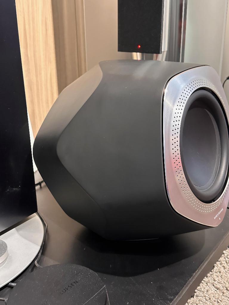 Bang & Olufsen Beolab 19 Black Subwoofer WISA - B&O, Subwoofer, Info@bang-olufsen.dk, Zo goed als nieuw, 120 watt of meer