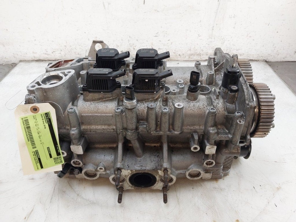 CILINDERKOP Audi A3 Limousine (8VS / 8VM) (01-2013/10-2020), Info@audi.de, Audi, Audi AG, Gebruikt