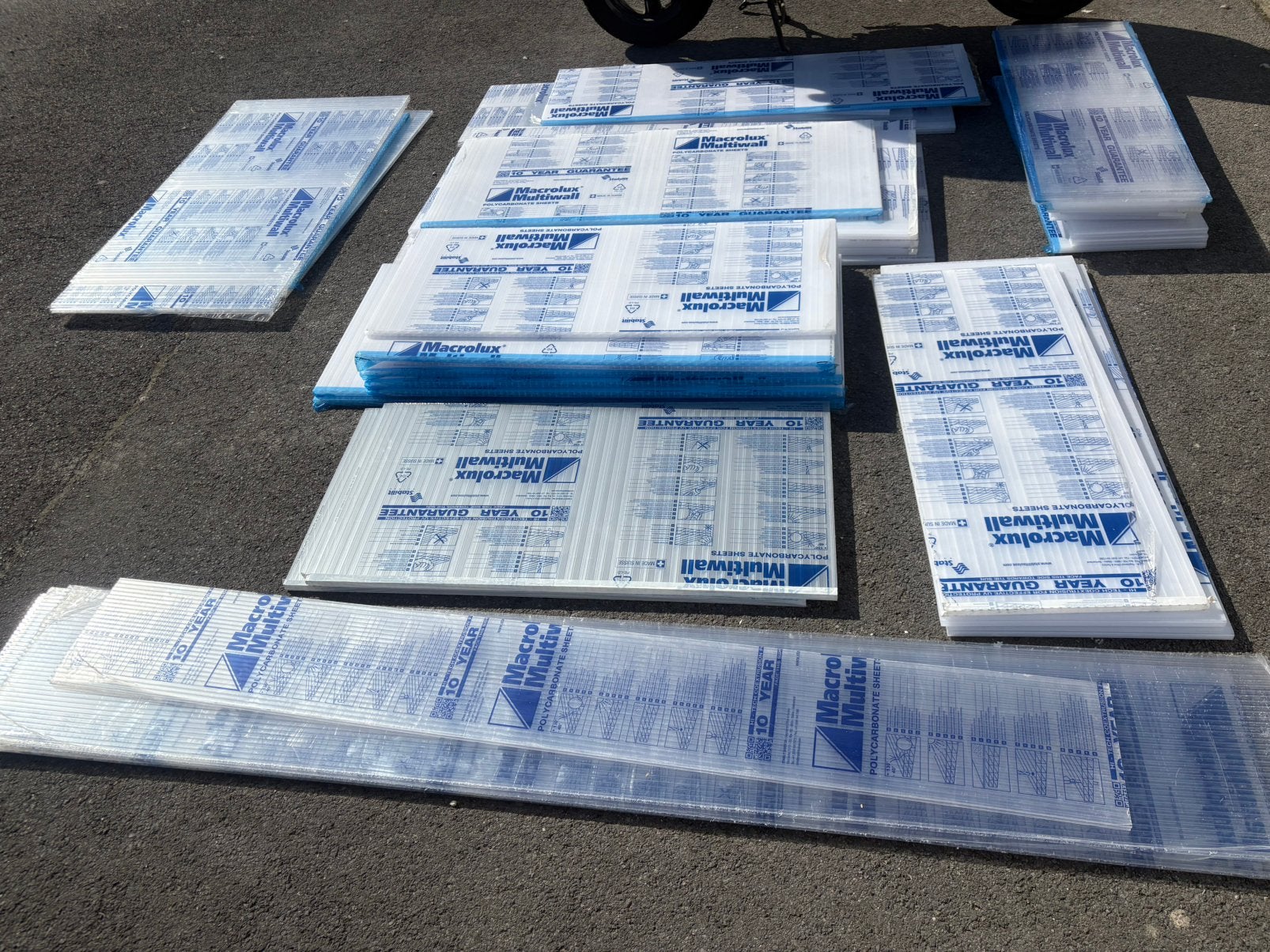 Lot polycarbonaat stukkrn nieuw, Doe-het-zelf en Bouw, Ophalen, Zo goed als nieuw