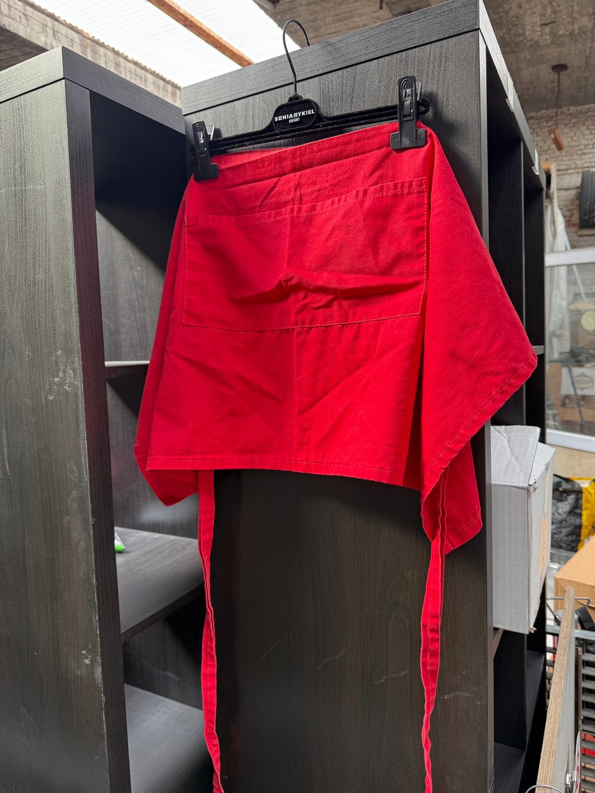 Lot horeca uniform kleding, Ophalen