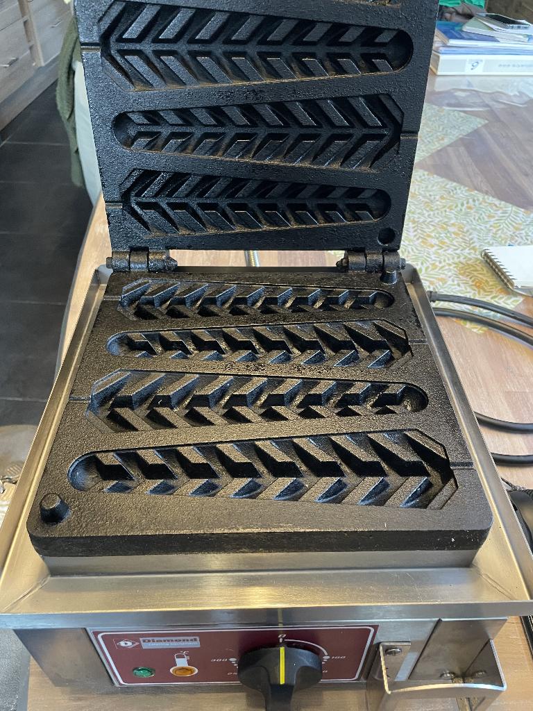 Lolly wafelijzer te huur, Ophalen, Gebruikt