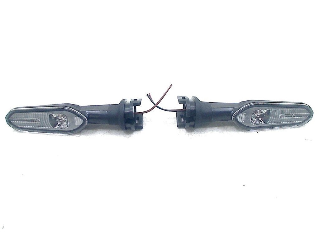 KNIPPERLICHT MT 07 2021-2024 (MT07 MT-07 FZ-07 RM341), Dhr. S. di Majo, Gebruikt, Info@cama-motorparts.nl, P.J. Troelstraweg 8 8
3144 CX  MAASSLUIS, NL
