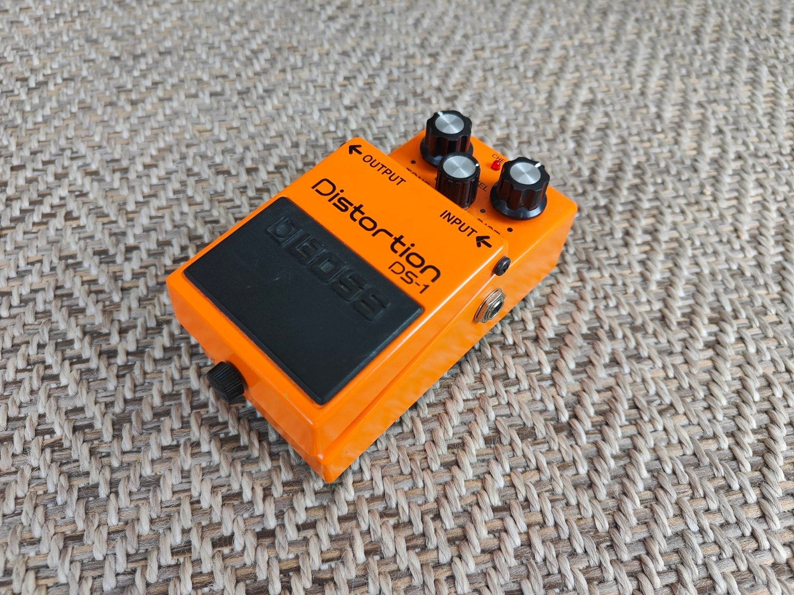 BOSS DS-1 Distortion, Musique & Instruments, Enlèvement ou Envoi, Utilisé, Distortion, Overdrive ou Fuzz