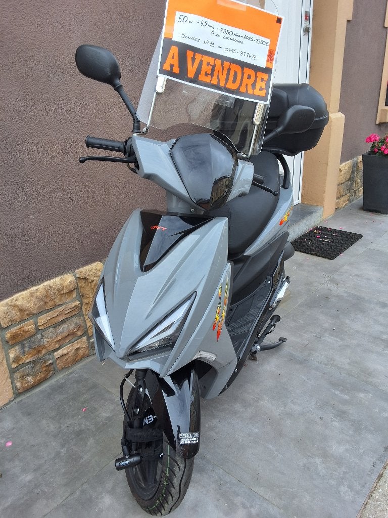 Scooter, Motos, Enlèvement, Jusqu'à 11 kW