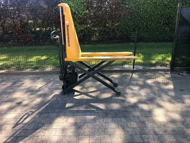 stapelaar, Zakelijke goederen, Machines en Bouw | Heftrucks en Intern transport, Ophalen, Stapelaar, Jungheinrich, 1000 tot 2000 kg