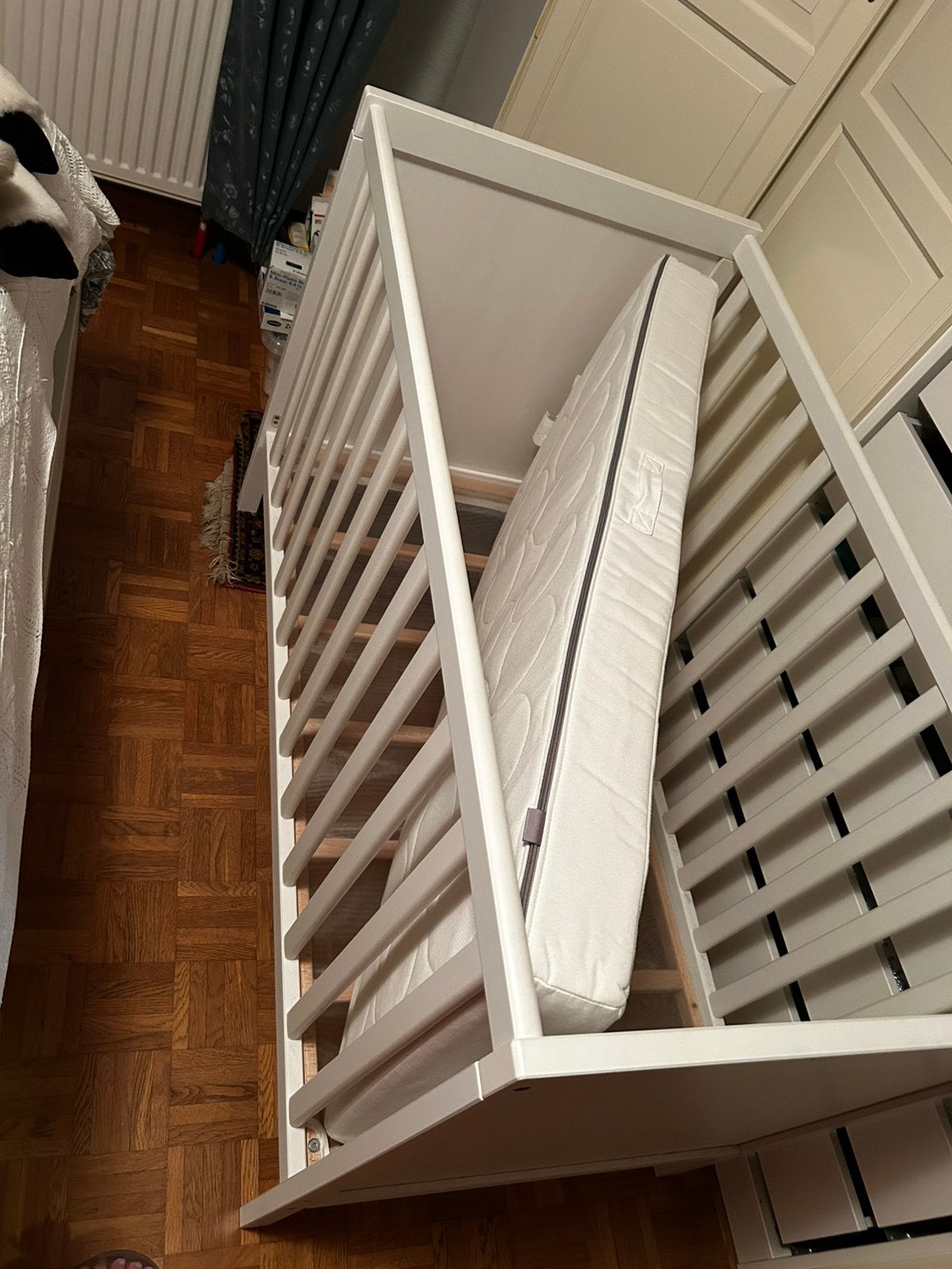 Babybed ikea, Kinderen en Baby's, Kinderkamer | Complete kinderkamers, Ophalen, Zo goed als nieuw