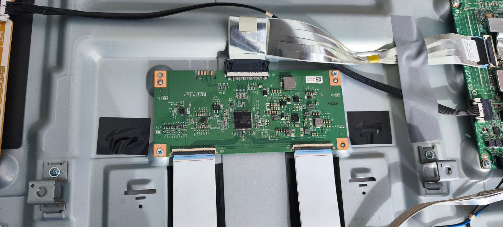 Pièces détachées pour téléviseurs LG, Informatique & Logiciels, Enlèvement, Utilisé