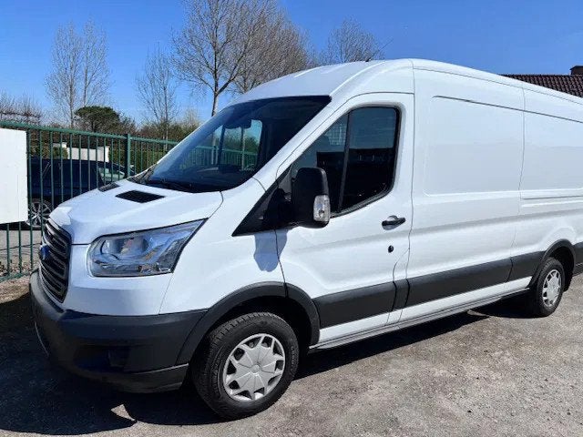 Ford Transit 2.0D 77KW 15.900 + BTW (bj 2019), Auto's, 4 cilinders, https://public.car-pass.be/vhr/90d7367a-3df5-400f-ba97-a6c1071c583c