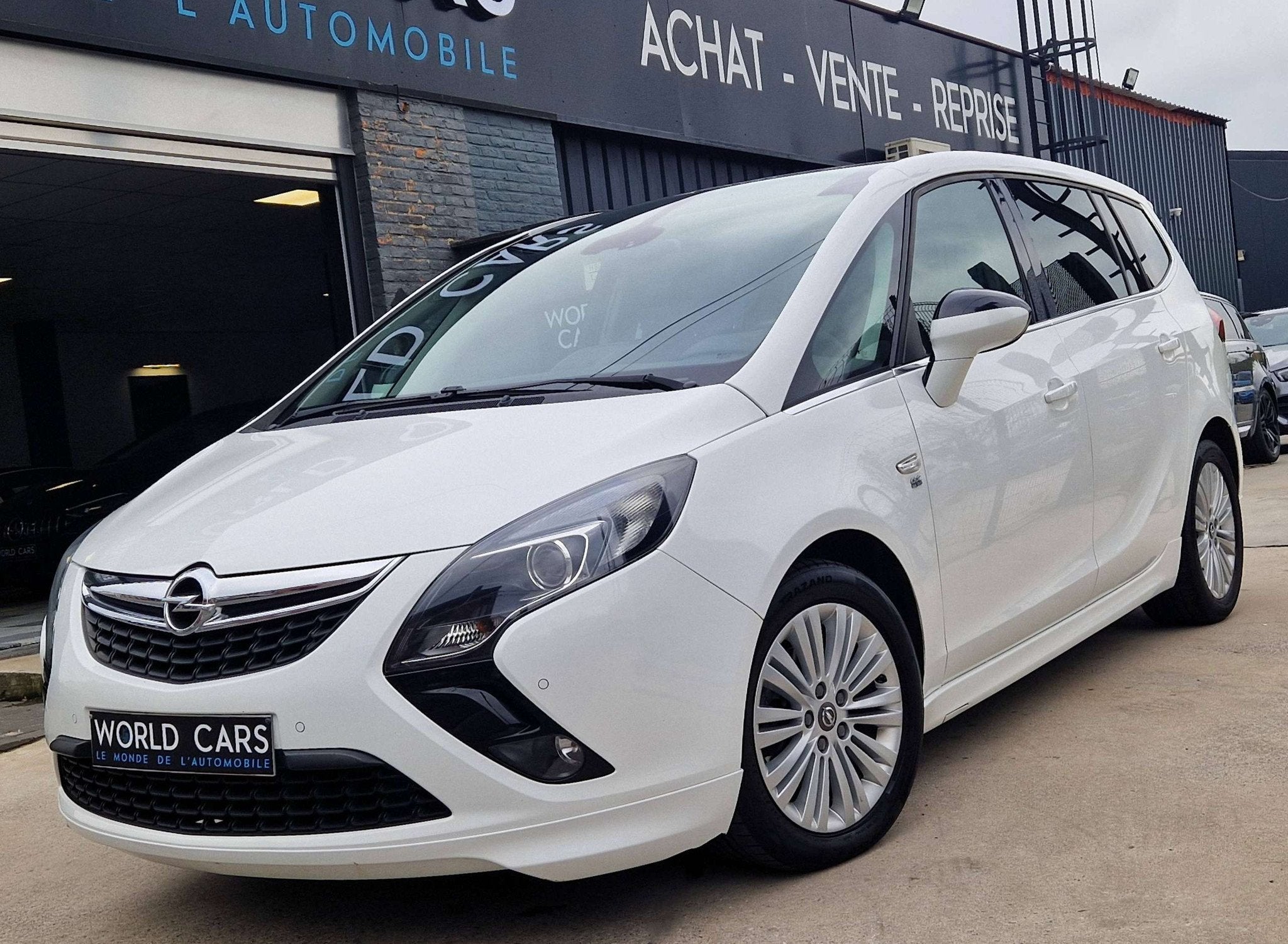 Opel Zafira Tourer 1.6 CDTi Opc Line - TOIT PANORAMIQUE - NA, Achat, Euro 6, Entreprise, Boîte manuelle