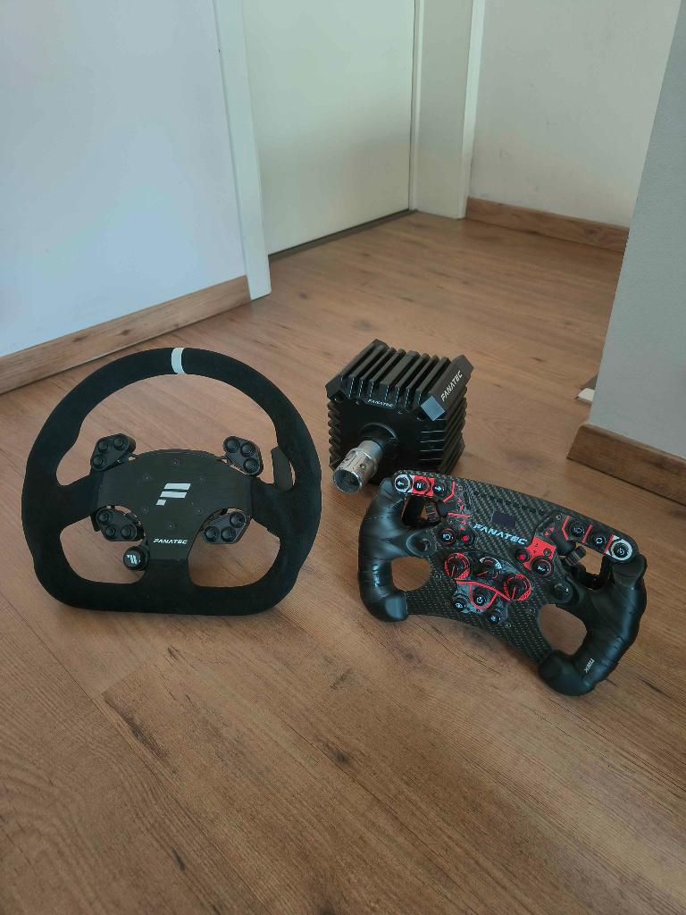 Fanatec CSL DD 8NM + formula wheel v2.5 + universal hub v2, Ophalen, Gebruikt, Stuur of Pedalen