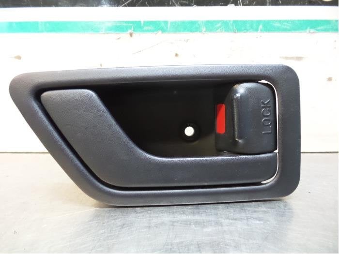 Poignée portière 2portes droite d'un Hyundai Getz (Getz 03, -, Utilisé, Hyundai, -