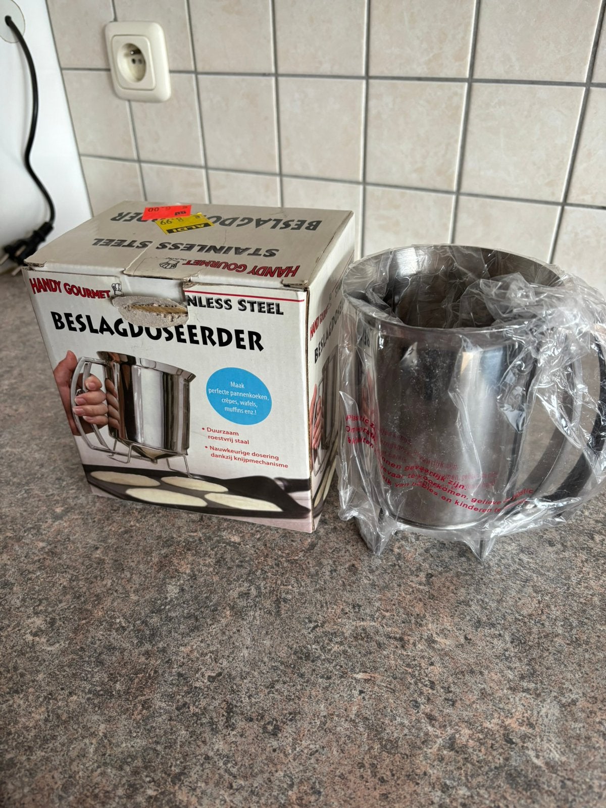 Bakvormen,beslagdosseerder,warmhoudcontainer,kersenontpitter, Ophalen, Zo goed als nieuw